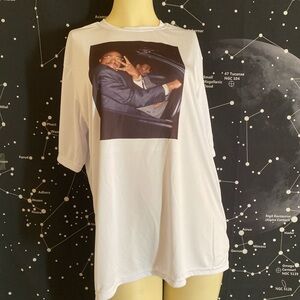 2Pac and Snoop graphic tee.